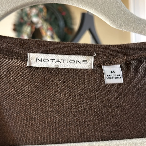 Notations half sleeve blouse - Picture 2 of 3